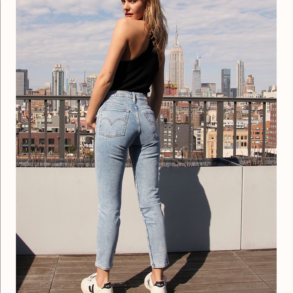 Levi’s Wedgie Icon High Rise Jeans